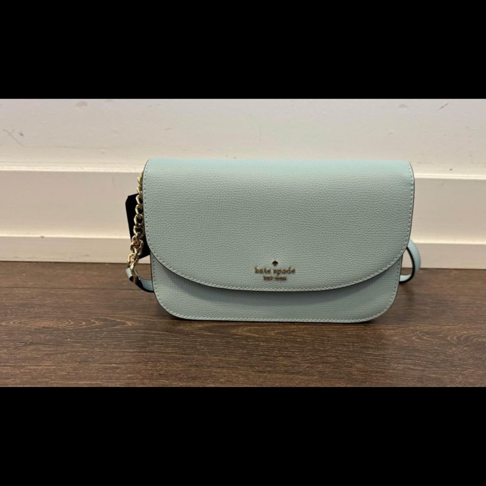 Kate spade new bag whit tag.